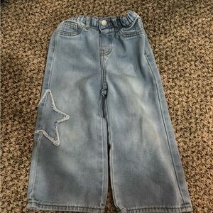 SHEIN Light Blue Kids Jeans with Star Detail